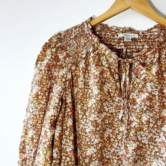 American Eagle Size Large Ditsy‎ Floral Top Smocking High Neck Brown Fall Tones - Picture 5 of 7